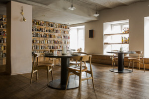 IKS103_SRGB_Isetan_SCoghill_p